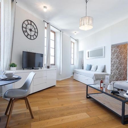 דירות ניס Gorgeous 1 Bdr With Gardens View In The Old Town מראה חיצוני תמונה