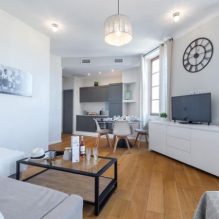 דירות ניס Gorgeous 1 Bdr With Gardens View In The Old Town מראה חיצוני תמונה