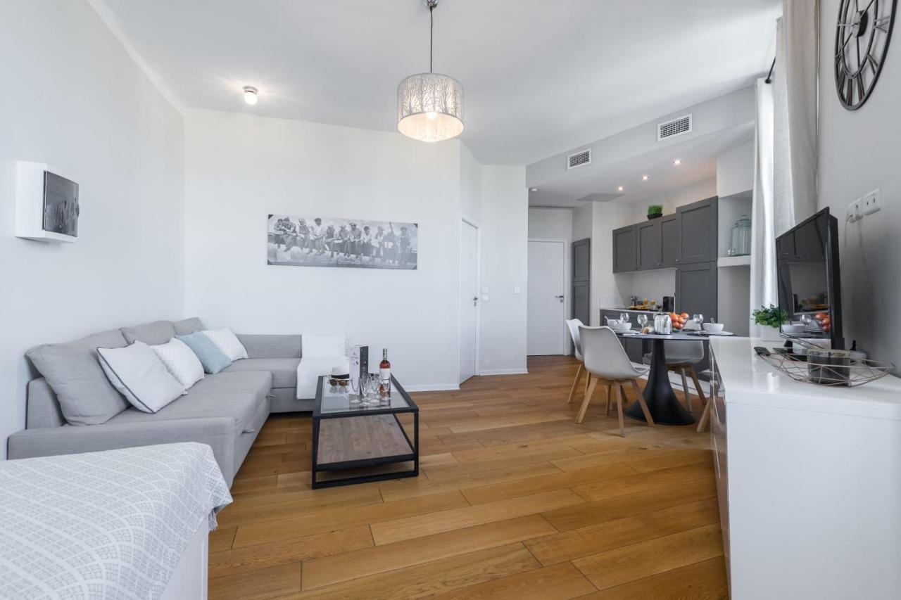 דירות ניס Gorgeous 1 Bdr With Gardens View In The Old Town מראה חיצוני תמונה