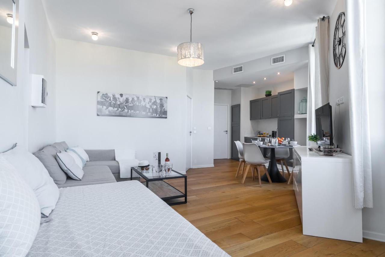 דירות ניס Gorgeous 1 Bdr With Gardens View In The Old Town מראה חיצוני תמונה