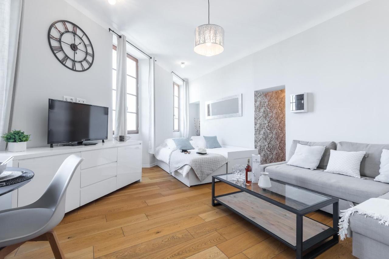 דירות ניס Gorgeous 1 Bdr With Gardens View In The Old Town מראה חיצוני תמונה